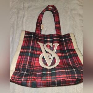 Chic Plaid Victorias Secret Holiday Tote Bag with Logo